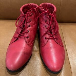 Vintage 90's Danexx Austin Ankle Bootie Shoes Women's Size 9 red Leather